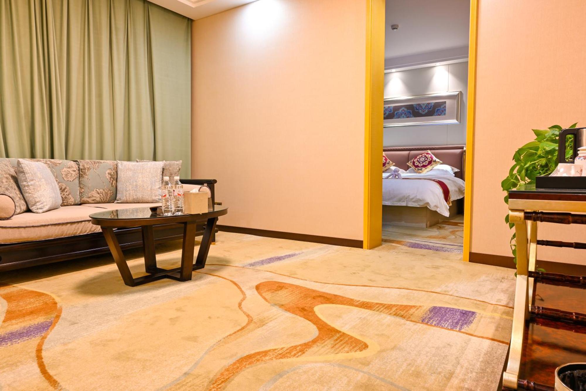 Dunhuang Hotel Exterior photo