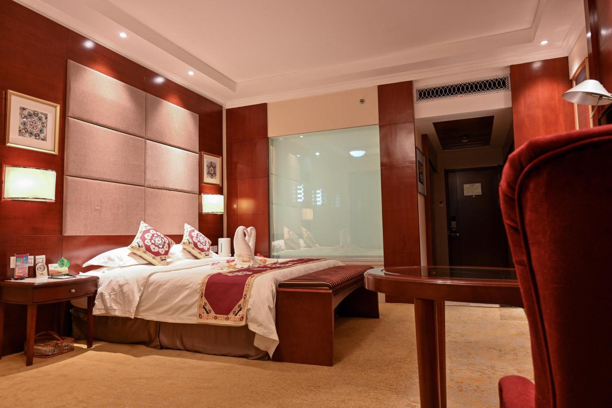 Dunhuang Hotel Exterior photo